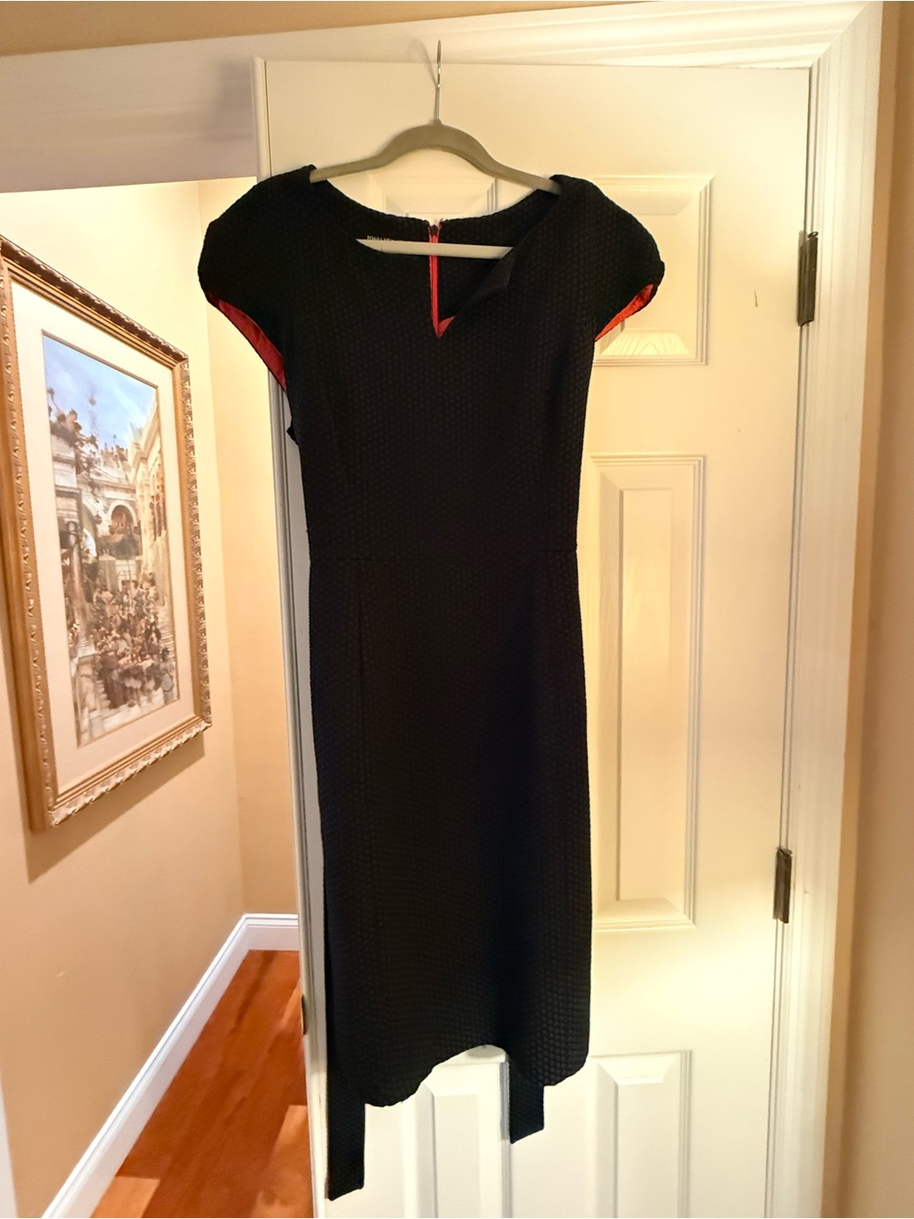 Jones New York Black Cap-Sleeve Sheath Dress with Red Trim